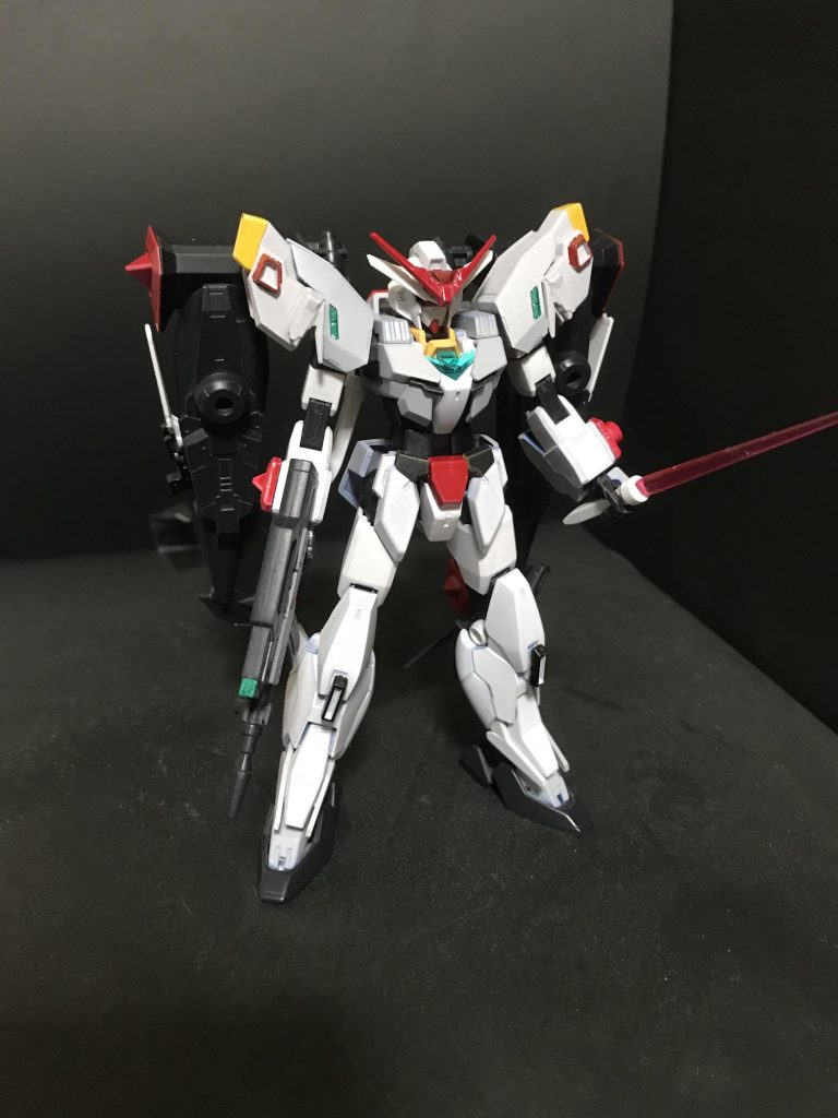 ハイペリオンアーマーとコアガンダムが合体!
モノフェイズ光波シールド、アリュミューレ・リュミエールと近距離武装で戦うヒュペリオンガンダムになります