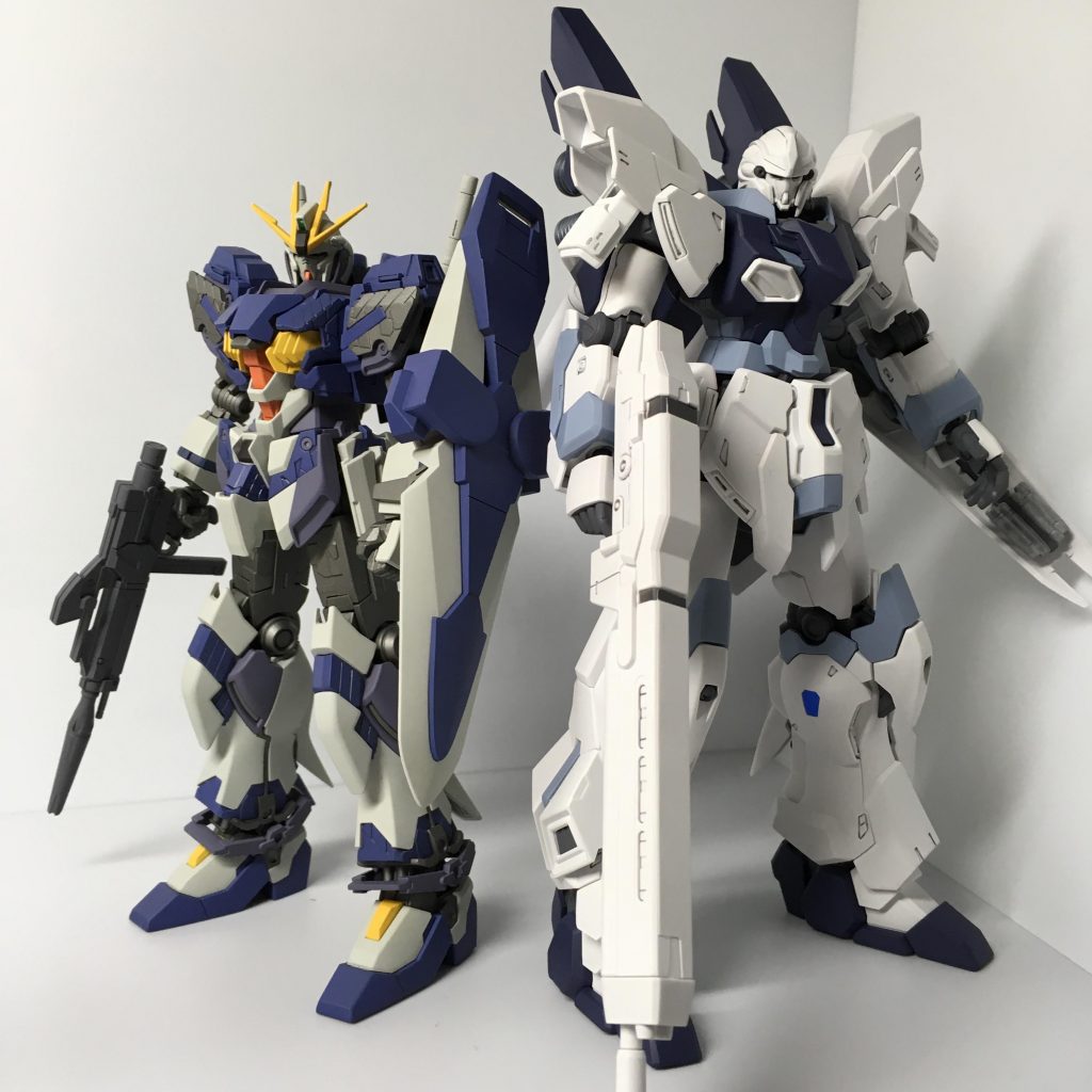 だいぶ前に作ったナラティブⅡくんとパシャリ
ユニコーン〜ナラティブのMSは小顔でモデル体型のようでスタイリッシュですよね