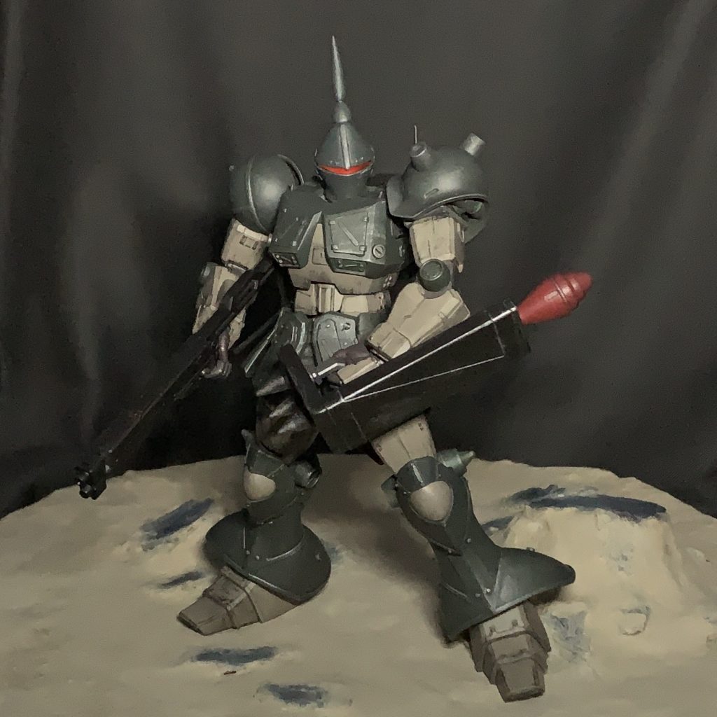 今回は円形台座にもチャレンジしました