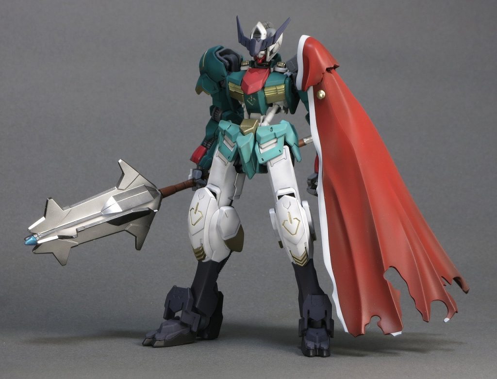 なるべく元ネタから外れない配色バランスを意識しました。メイスは先端の塗り分けも拘っています