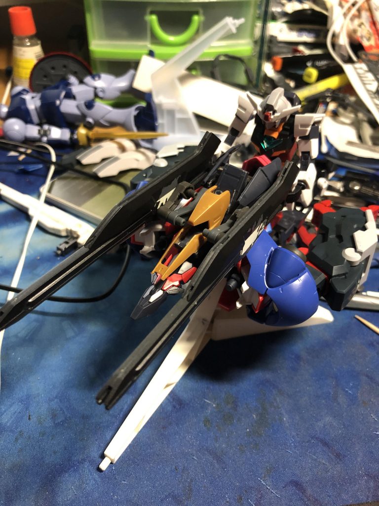 最初はサポートメカの側面が強かったです
改造を進めていくうちにいつのまにかボツになりましたが、これでもよかったんじゃないか?