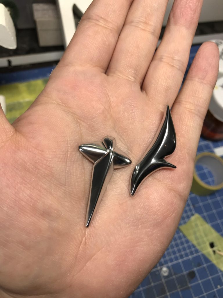 ペンダントをミラークロームで塗装