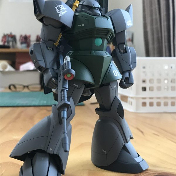 ララァ・スン少尉専用ゲルググ