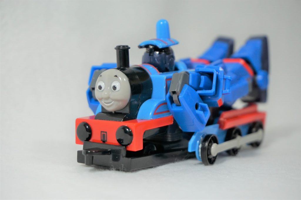 モードシンカンセンです。カメラの顔認証システムがトーマスの顔にめっちゃフォーカスするんです、これが。