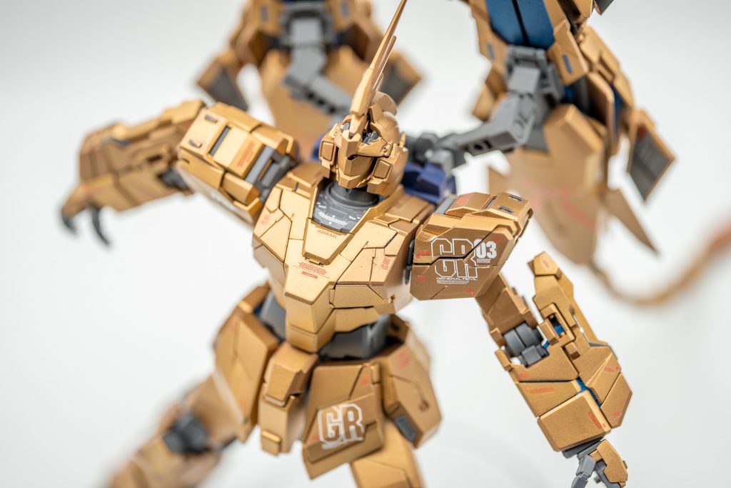 MG ユニコーンガンダム3号機 フェネクス（ナラティブVer.）–3枚目/制作者：katsu