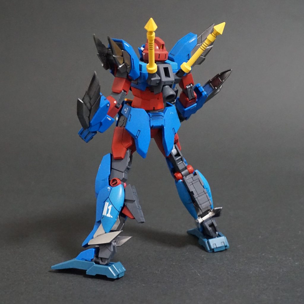 メルクワンガンダムのバックショットです。