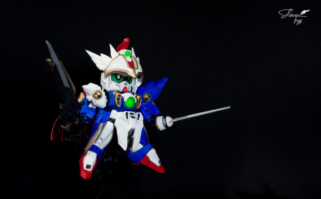 騎士鳳凰飛翼 騎士ウイングガンダムフェニーチェ–3枚目/制作者：Solomon Toys