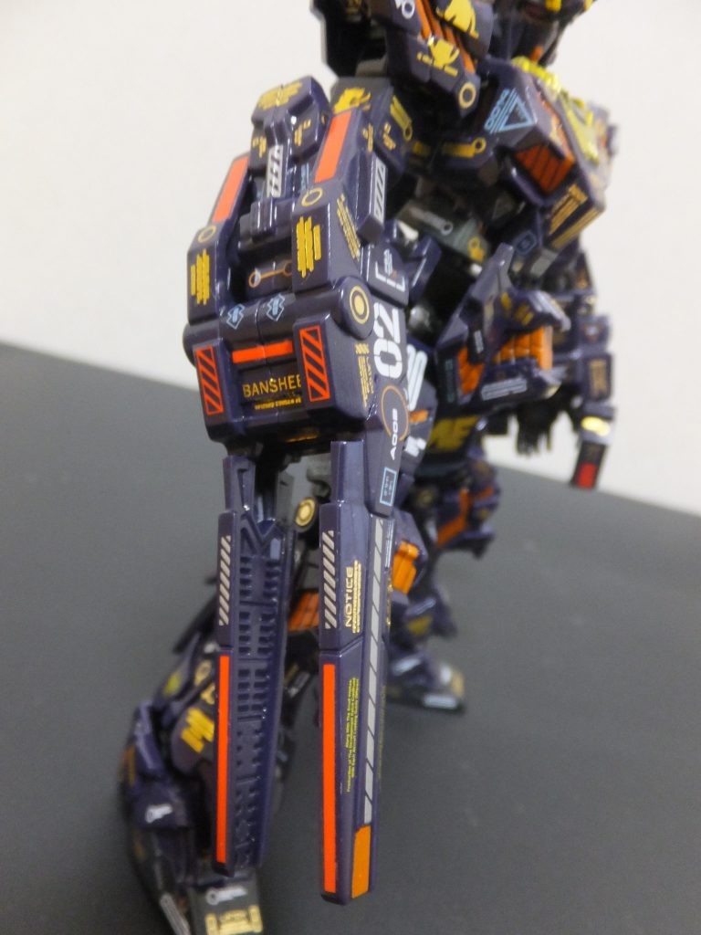 右腕に装備されたアームドアーマーＢＳ
ごっついですね～