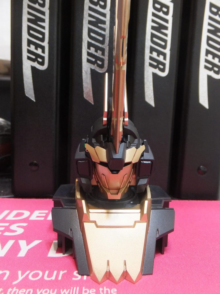 ヘッドディスプレイベース–2枚目/制作者：S - Works Archive