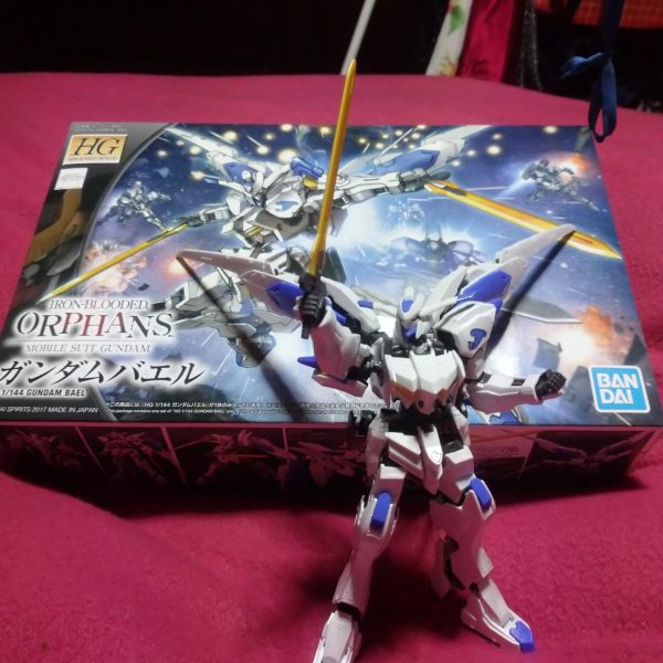 ガンダムバエル(一部パーツどっかいった)