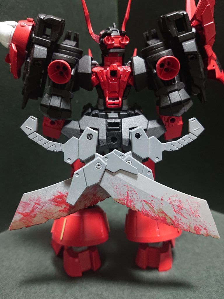 背中が少し寂しいのでまた何か付け足すかもしれません