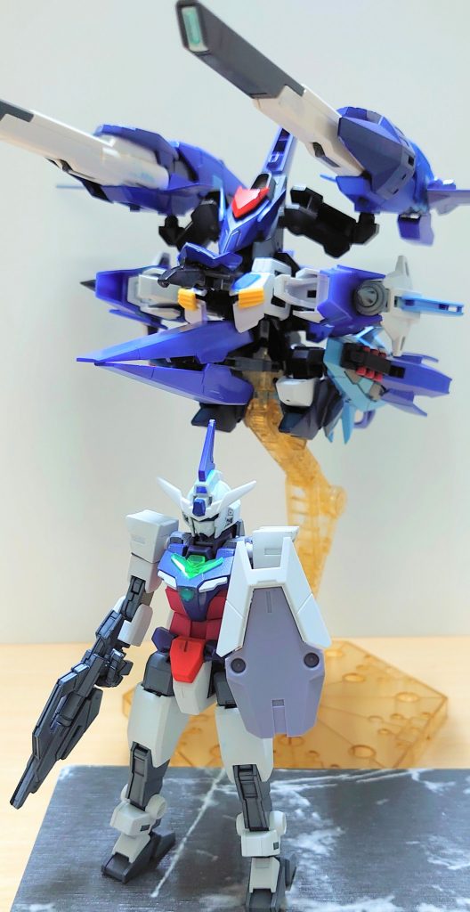 イグナイトアーマーとコアガンダムのツーショット