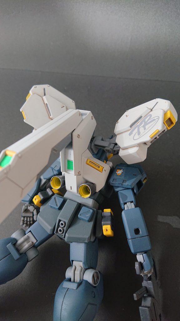 バーニアの塗装が汚い