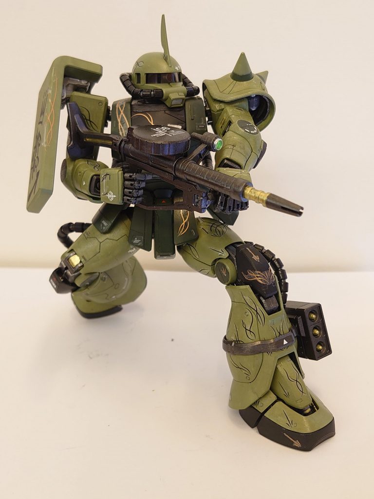 足ミサイルかっけー。
ポーズを変える度にデカールが削れていくという悲劇。