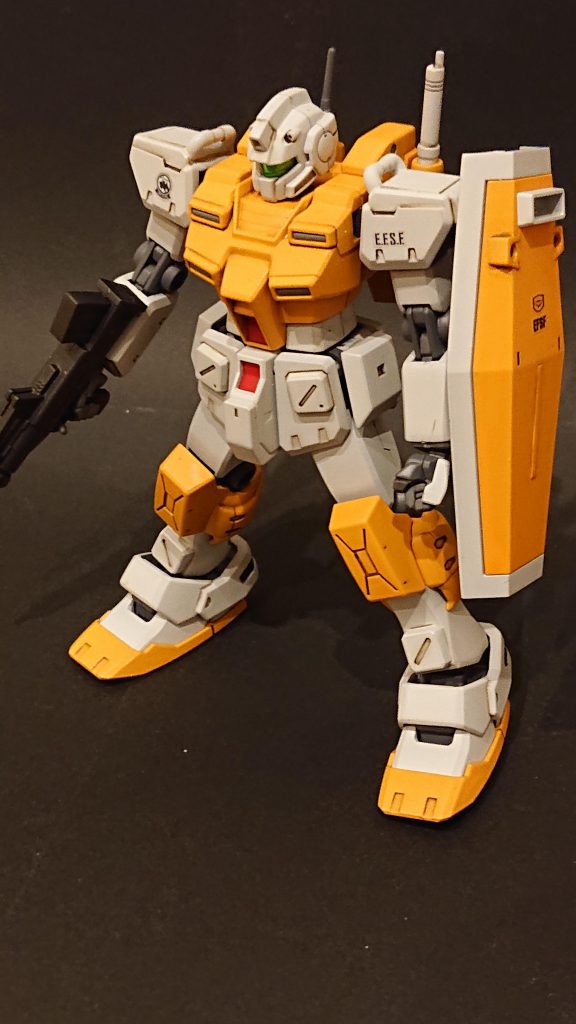 今回デカールは最小限にしました。