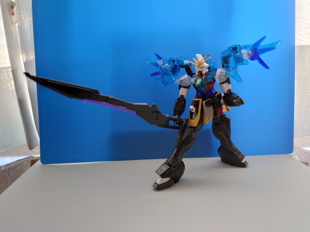 これが必殺のバスターソード。モビルアーマーとも戦える。