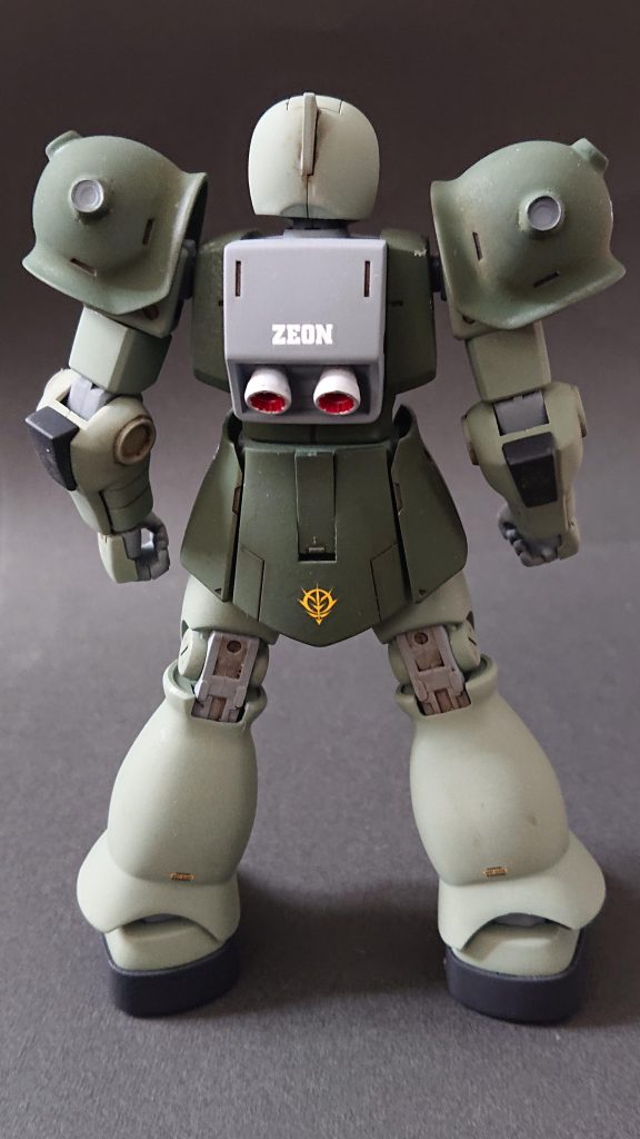 水転写デカールは控えめに。