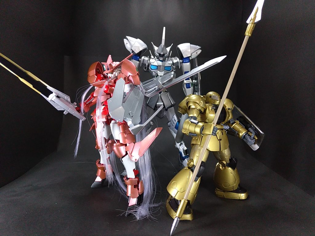 最後はアスガルドの主要メンバー3機で1枚。全員前衛タイプなので、遠距離攻撃・支援タイプの加入が今後待たれます。ゴルド･ヴァッフ［オーディン］でした～( ^^)/ 