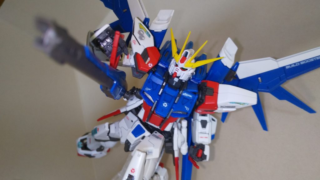 RG ビルドストライク–4枚目/制作者：玩具野郎-END
