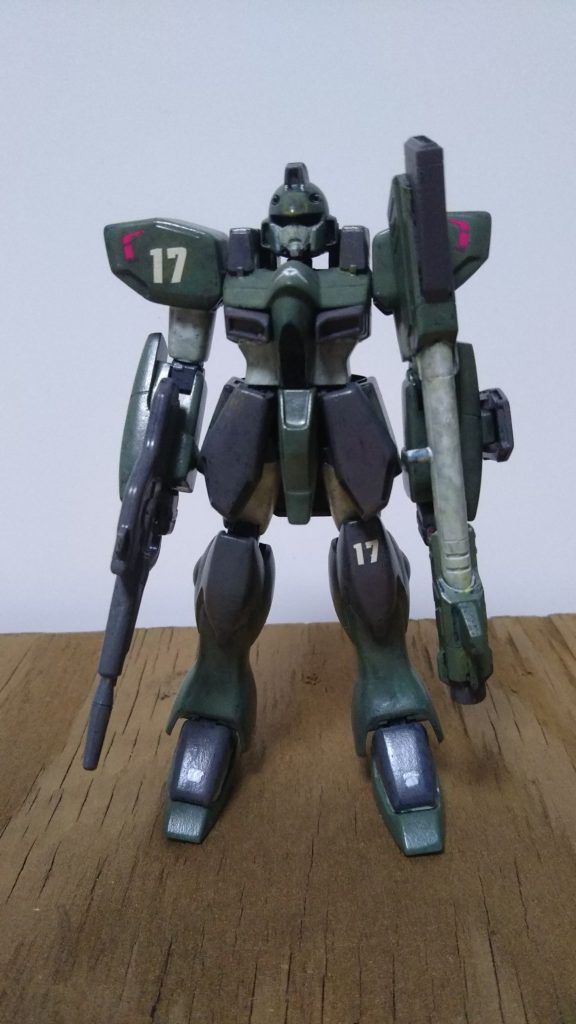 1／144ガンイージ。テネスAユングのカラーで製作。「俺のじいちゃん１年戦争の時連邦で・・・」とか言ってそう。