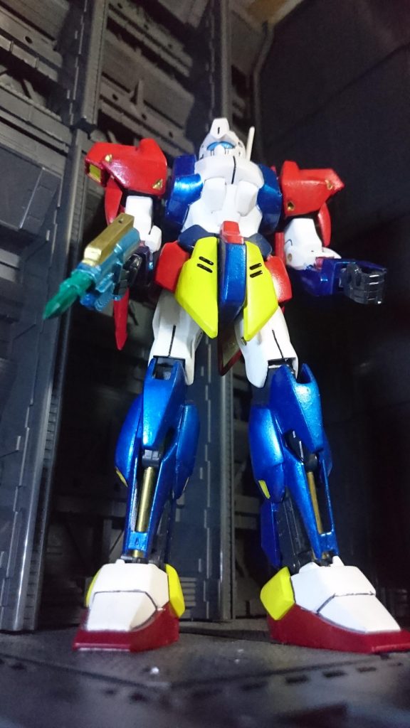 塗装はモンザレッド、イエロー、メタリックブルー、つや消しホワイト