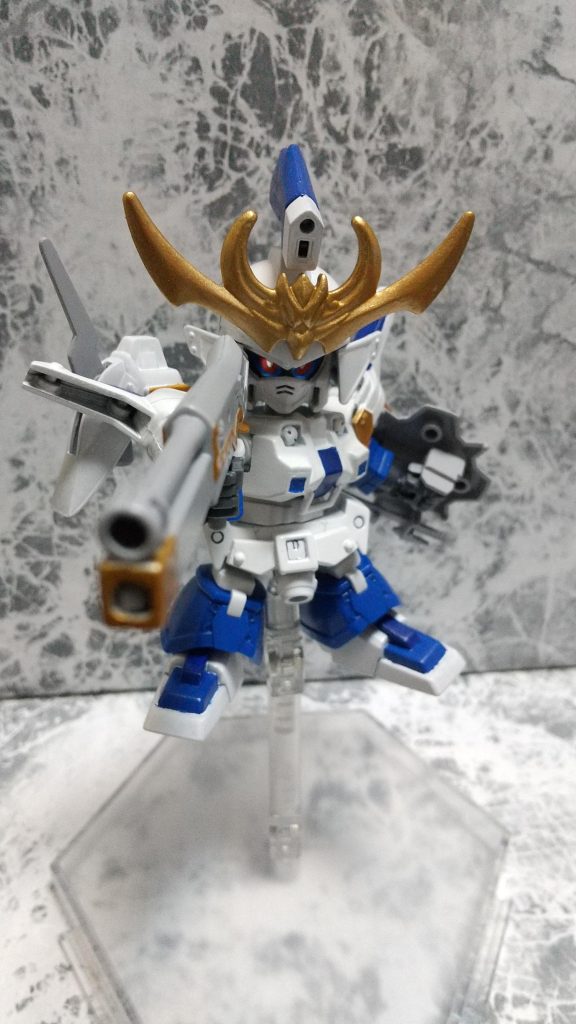 懐かしのガンプラを使用して改造した
真 武者刀流義守
満足する出来になりました!