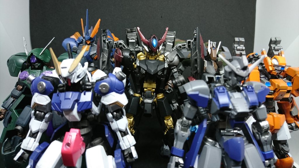 ガンダム・デモゴルゴンの閲覧ありがとうございます(^^ゞ無事に7機ネクストフレームが完成しましたかなり時間が掛かってしまいましたが達成感があってよかったです今度は積みプランを消化をやっていきたいと思います以上カルシウムボンバーでした(^o^)/
