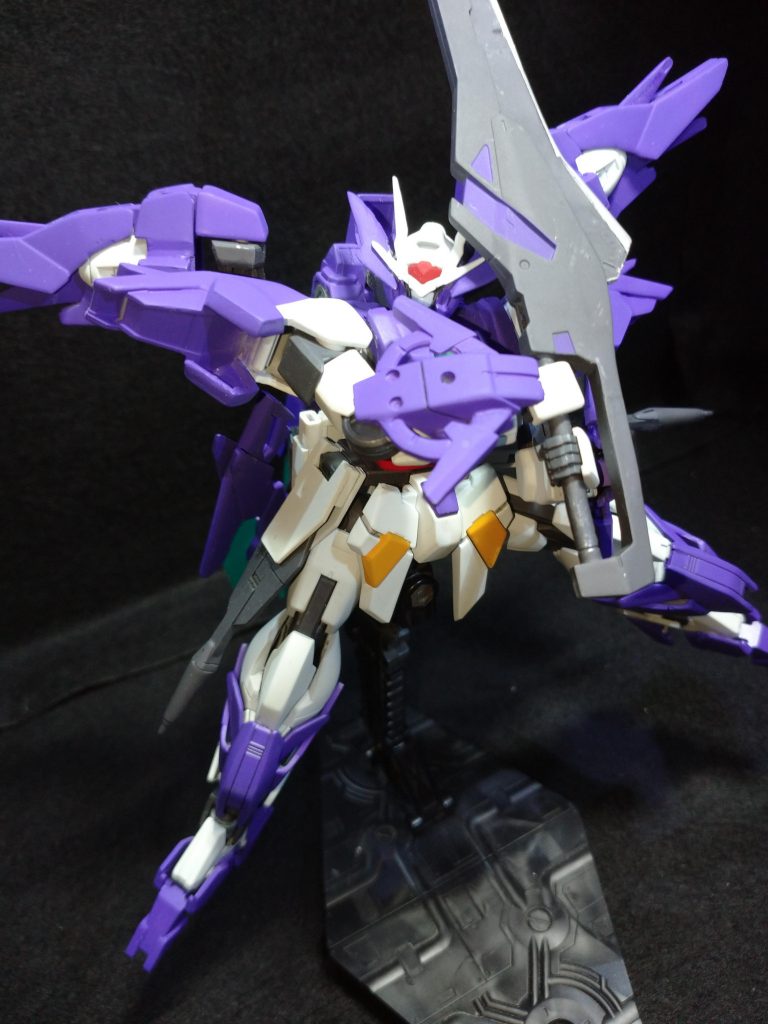 GNバスターソードⅡ
刀身はHiνガンダムヴレイブのものを延長してます。