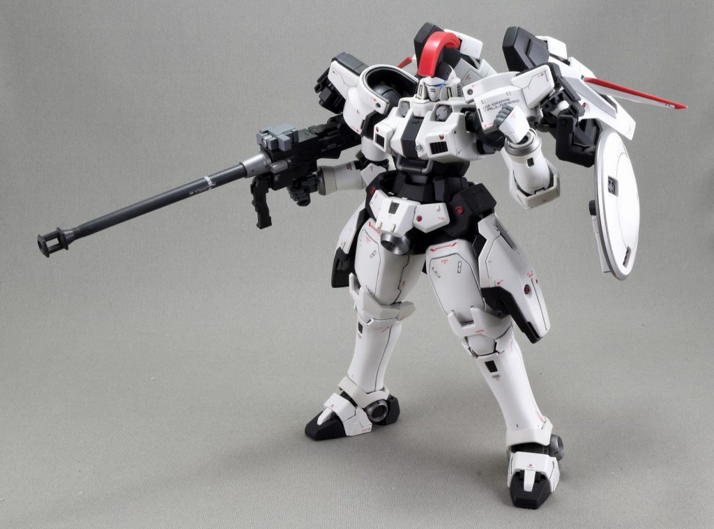 ちょっとデティールを追加した以外は、基本的にストレート組み。それで充分かっこいい。