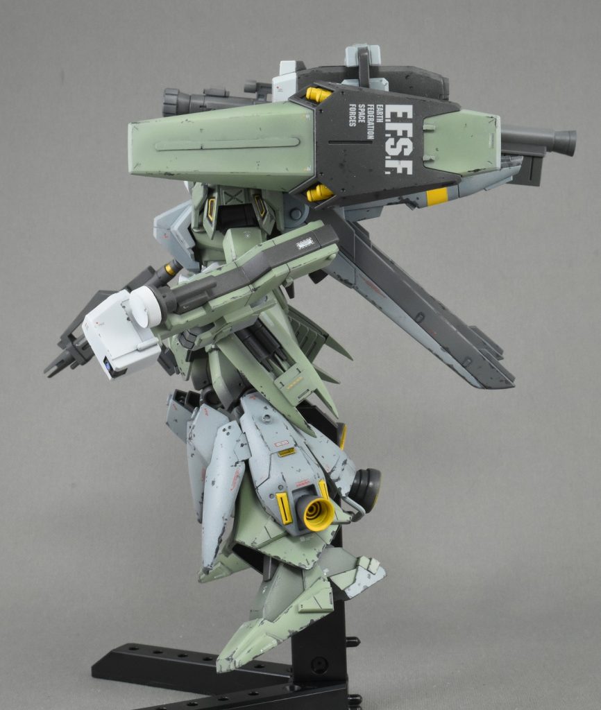 シールドを側頭部につけるレイアウトがいい感じ(自画自賛)