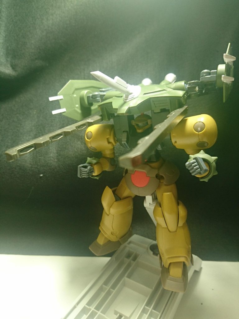 エクツァーンとフレズベルグの発射口もシタデルのレッドで筆塗りしてます