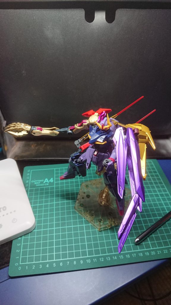 両方ともデカイ手みたいな感じにしました。