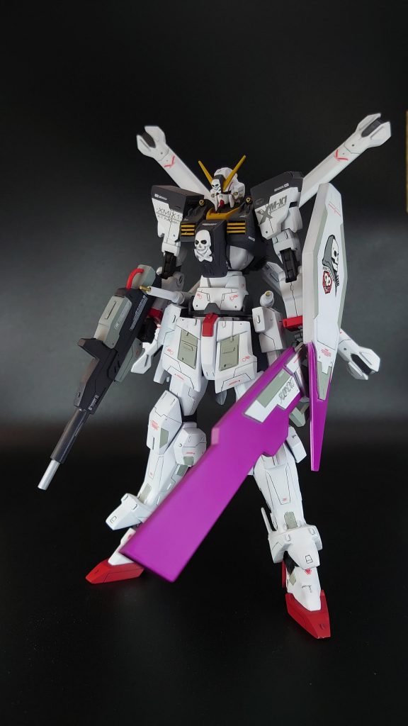 元々はムラマサそのまま持たせようとしたのですがやはりオリジナル性が欲しかったので結局プラ板からスクラッチ