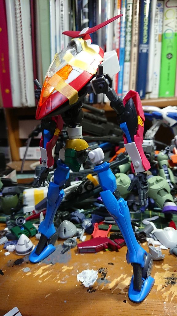 とりあえず形状を元ネタに寄せて行った状態です。