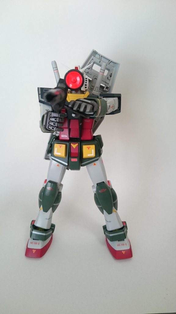 ポスターのまんまじゃないですか!最近は、このポーズ見掛けませんね、、、昔はみんなやってたくせにw