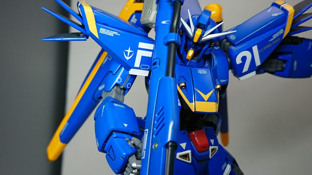 フェイスガード解放状態。