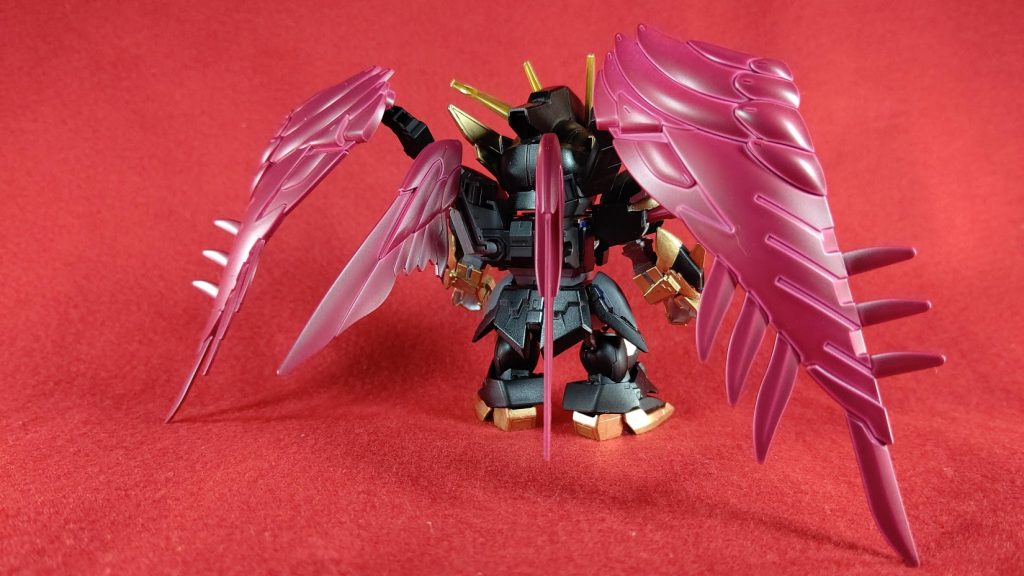 ウイングバインダーのカラーにあうスプレーを探していたのですが
行ったお店にダークレッドがなくて落胆したのですが
後ろの在庫をよく見てみるとシャアレッドというもう脳内でイメージしていたのとぴったりのカラーが隠してあるではありませんか!
(多分在庫が入り切らなかったのでつめた)
塗ったときはどぎついピンクだったのですが乾くにつれイメージ通りになってよかったです。