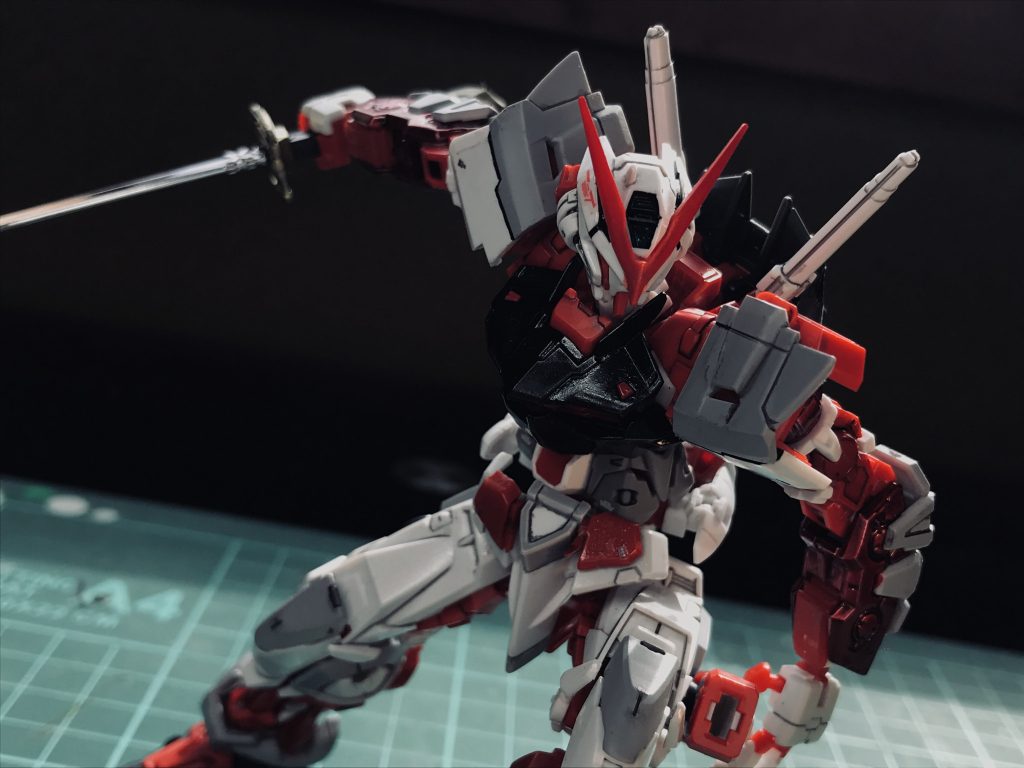 アストレイレッドフレーム–3枚目/制作者：@5RA906