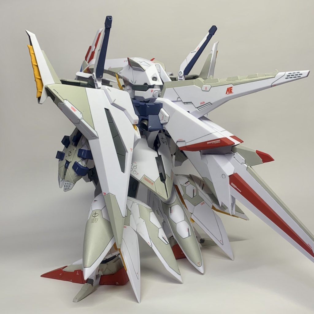 後ろからだと鳥🦅このゲテモノ感が溜まりません。