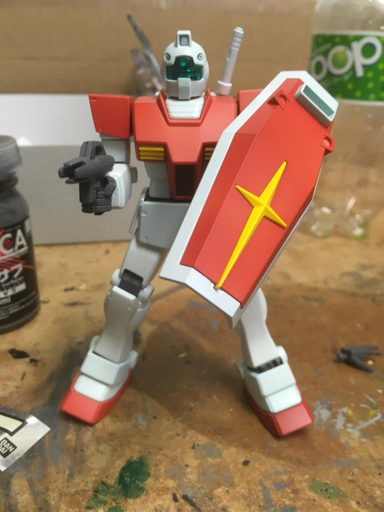 中の人は合わせ目を消して普通に塗っただけです。