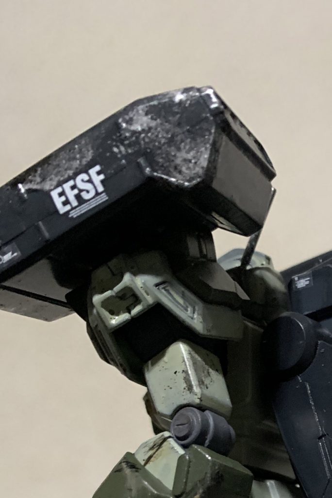 特に合わせ目は消さずに墨入れでディテールとして表現しております。アクリジョンの塗膜と希釈の問題は暫くの課題になりそうです。