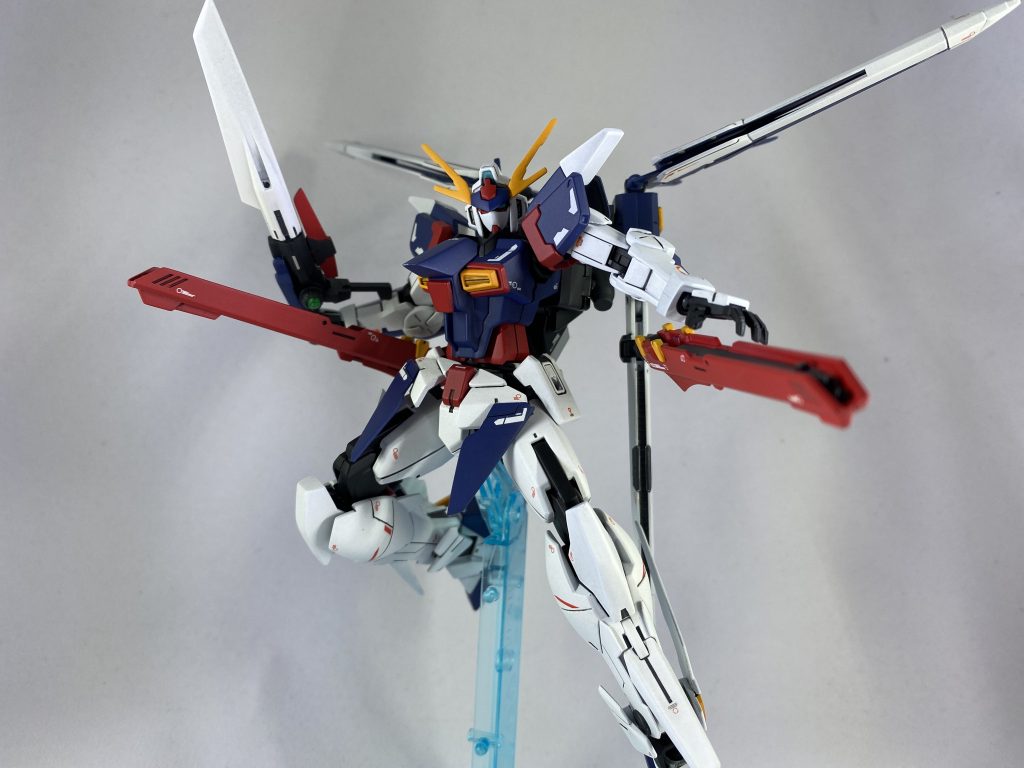 確かレールガン 構え
GNソードこっちのほうが見やすいですね。