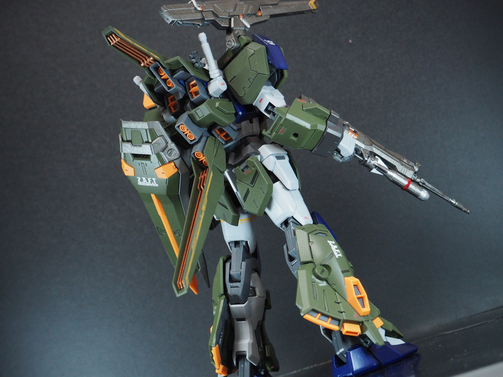 MG デュエルガンダムアサルトシュラウド｜ayacoさんのガンプラ作品 