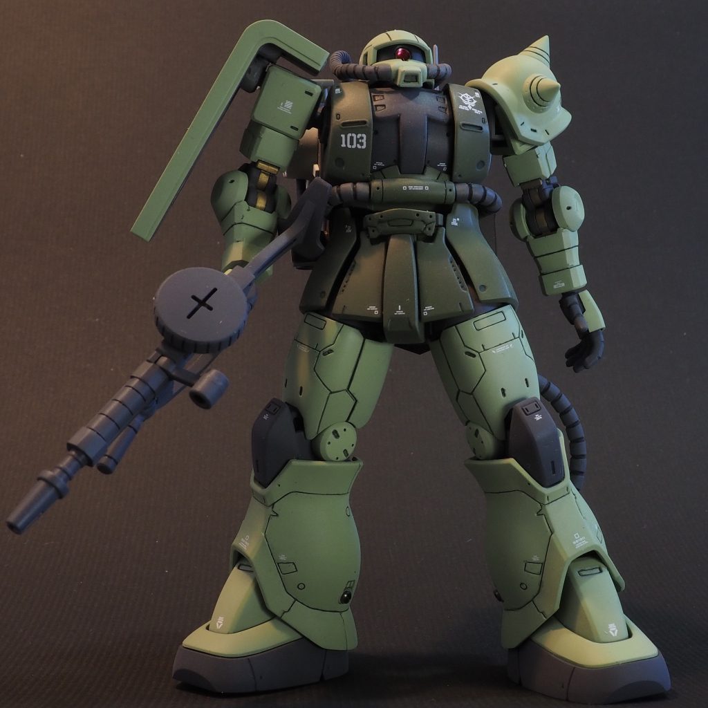 オリジンシシリーズのザクは出来が素晴らしく、これを素材に様々な機体を揃えたくなります。