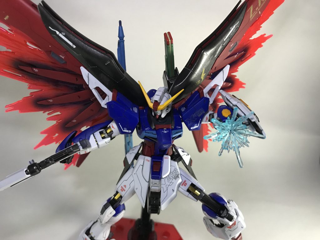 ゴッt...パルマフィオキーナですね。設定上はビーム砲らしいですね。本当は掌からビーム打てるんですけど、作中では完璧にアイアンクローか武器破壊(腕ごと)とかばっかでしたね。