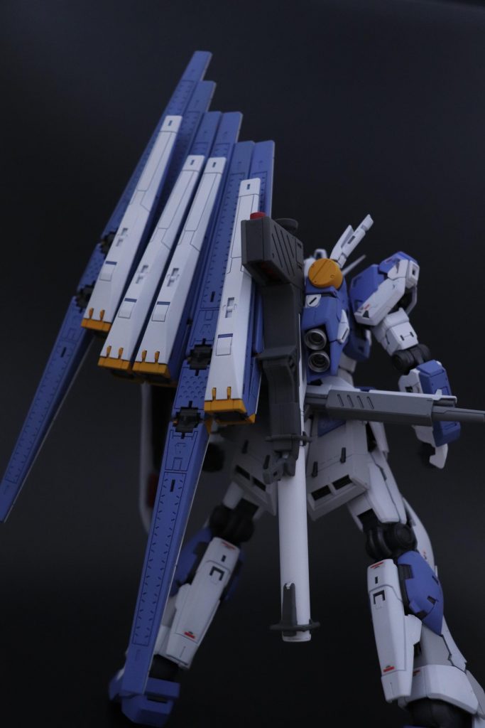 RG νガンダム–5枚目/制作者：エム