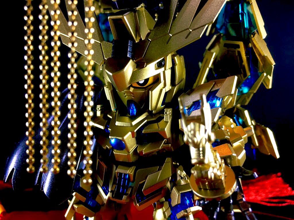 しかしその真の目的は「不死の身体」を得ること。
晩年は国政を省みず神秘研究に没頭する。