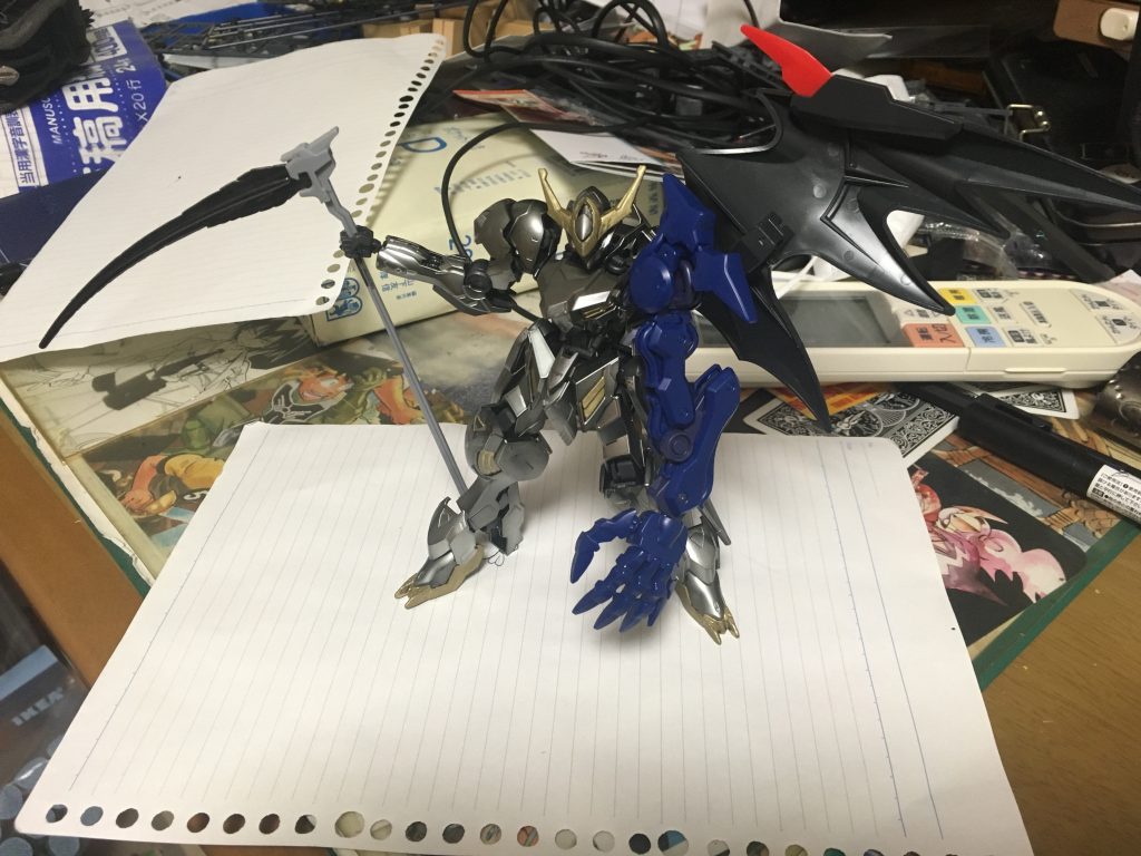 もともとはゼルトザームアームズが似合う機体と武器を考えていじってたらこうなった