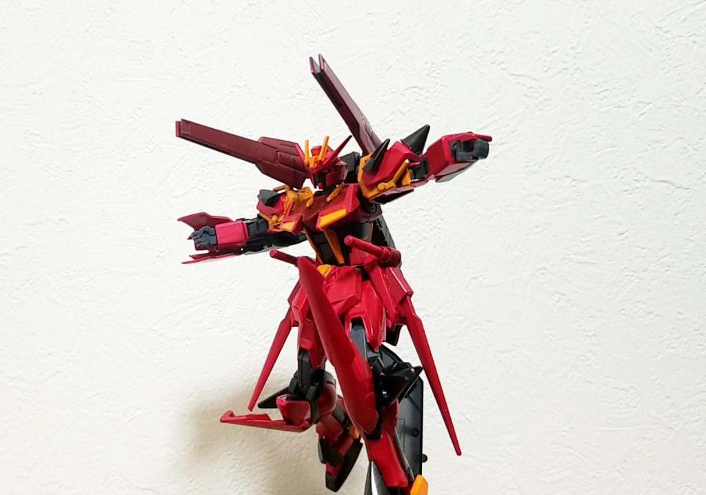 本機唯一の遠距離武装
威力は高いが精密射撃はできないため殆ど当てずっぽう