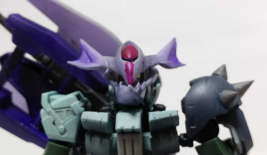 頭部アップ。
ツインアイはFaltさんのモンハンのキャラ設定でオッドアイなので
こちらもオッドアイにしています。